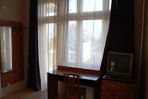 Villa Hotel Kristal Budapest Eksteriør bilde